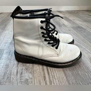 Doc Martens Air Wair Girls White Black Zip Lace Boots Flaws
